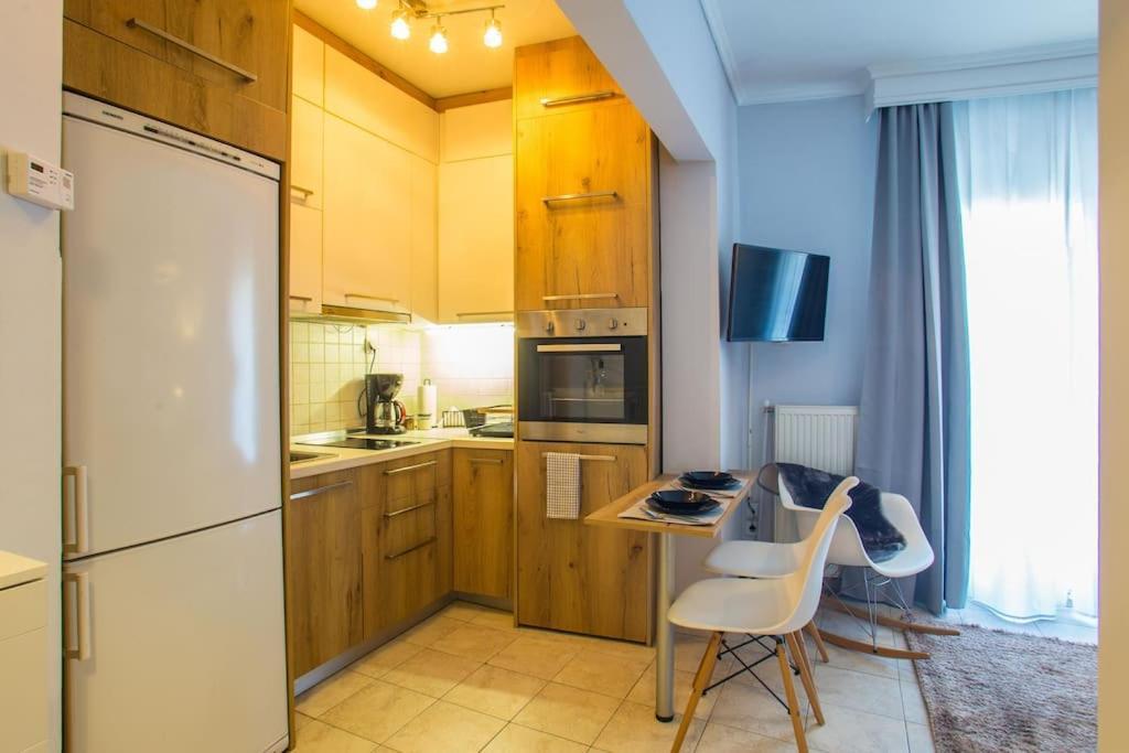 Fifteentheapartment Thessaloniki Exterior photo